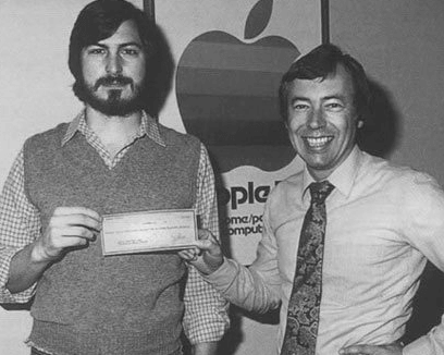 Apple創業に大貢献マイク マークラとスティーブ ウォズニアック