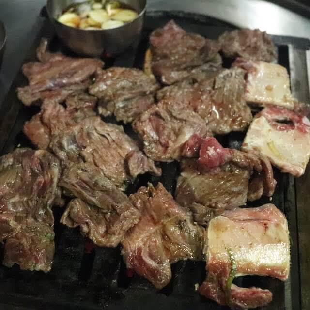 延南ソ食堂の焼き肉